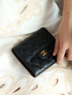 CCフラップカードホルダー 11.5 ブラック グレインカーフスキン ゴールドアイコン