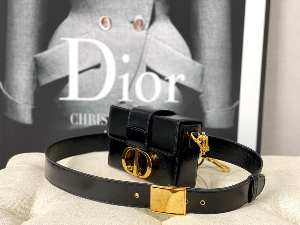 モンテーニュ 19 ハンドバッグ（ブラックカーフスキン）