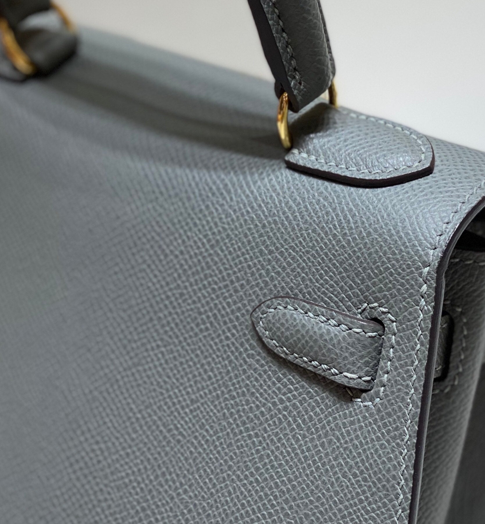 KELLY MINI 20 BAG IN SHARK GRAY CALFSKIN WITH GOLD HARDWARE (MADE-TO-ODER)