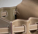 ケリー ミニ 20 バッグ（ミディアムブラウンカーフスキン、ゴールド金具付き、オーダーメイド）