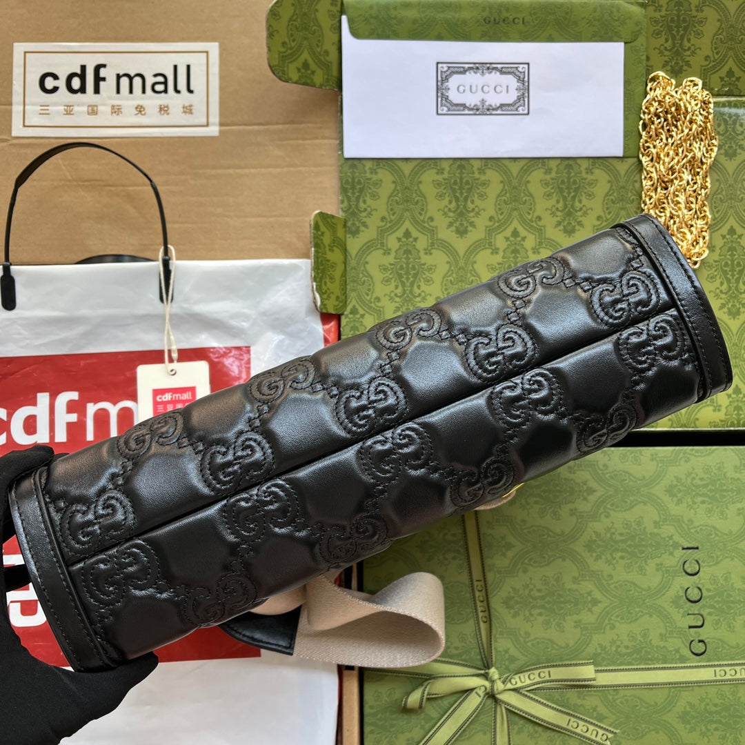 マトラッセ ショルダーバッグ 32インチ ブラック エンボスカーフスキン ゴールド金具