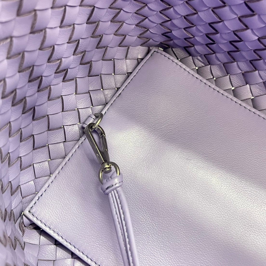 スモール カバット 32 インチ ペリウィンクル パープル ラムスキン