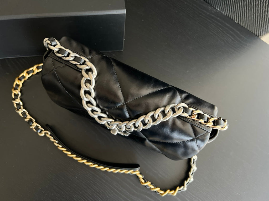 19 フラップバッグ 30 ブラック ゴートスキン ルテニウム金具