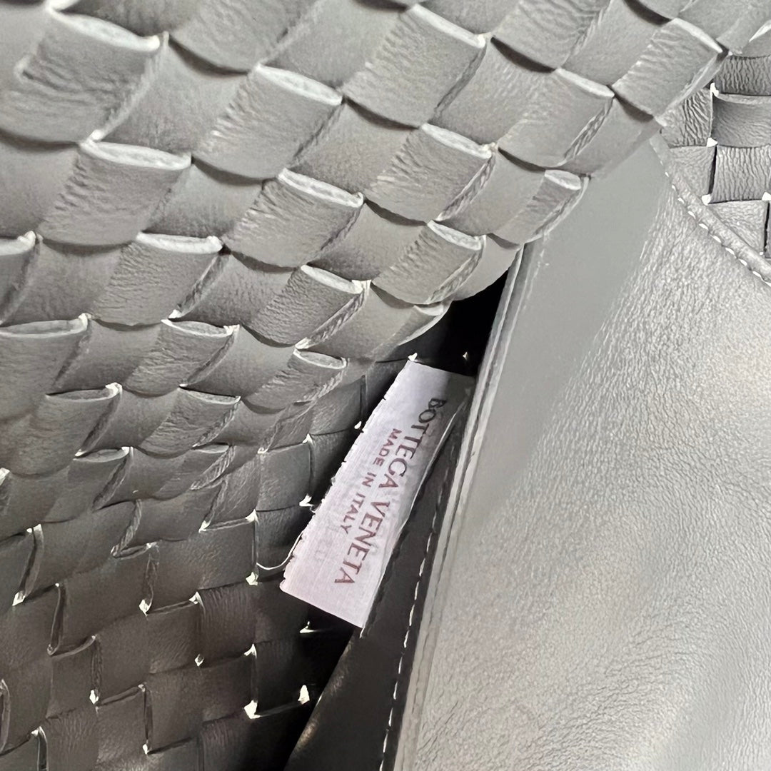 ラージ カバット 51 オニキス ブラック ラムスキン