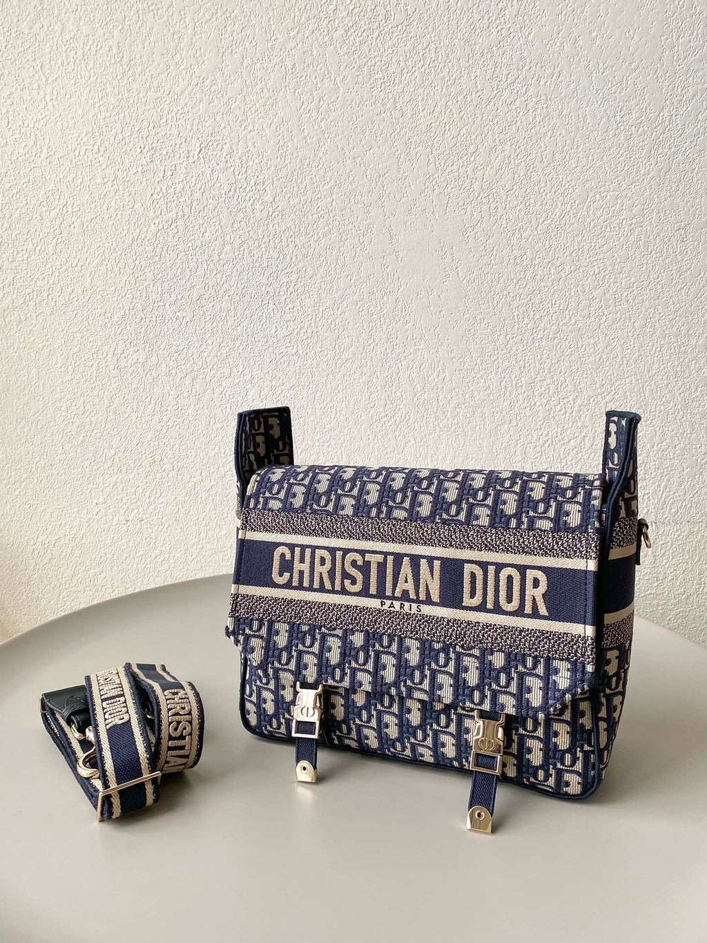 ミディアム ディオールキャンプ バッグ 28 オブリーク ブルー エンブロイダリー