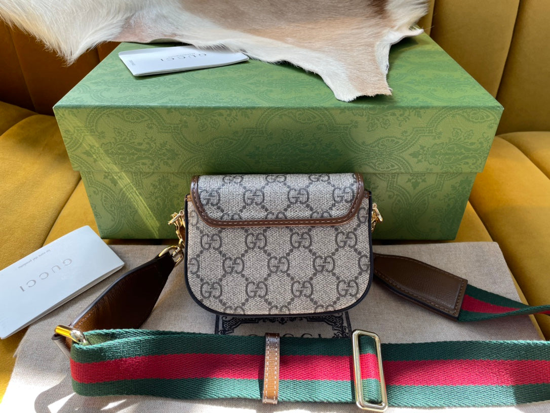 GG 12 ホースビット 1955 スーパーミニバッグ ベージュキャンバス＆エボニーカーフスキン