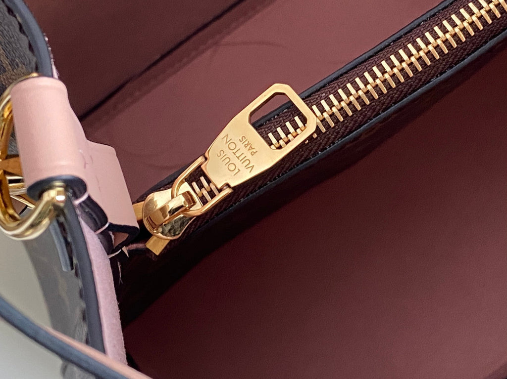 LV 25S NÉONOÉ BB 26 IN BROWN MONOGRAM CANVAS GOLD HARDWARE