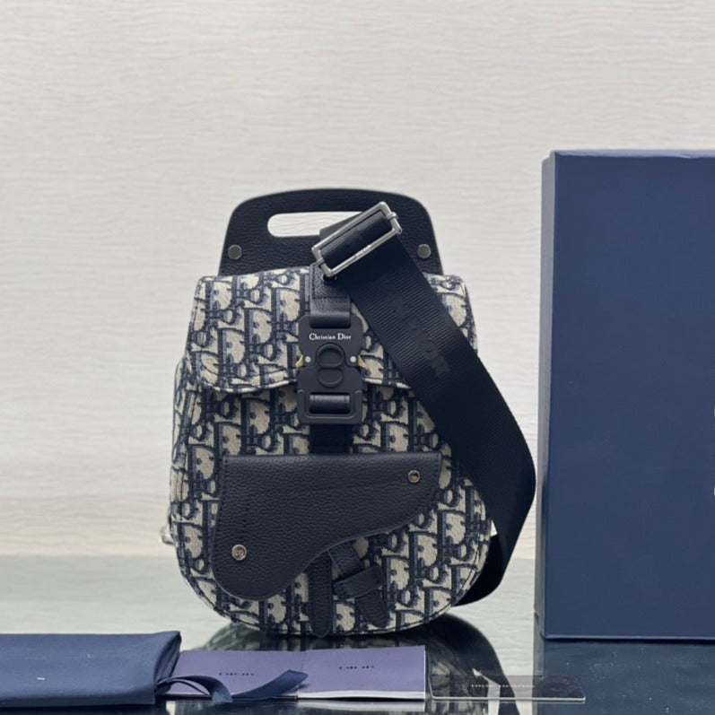 ギャロップ スリングバッグ 27 ベージュミックスブラック オブリークジャカード＆カーフスキン