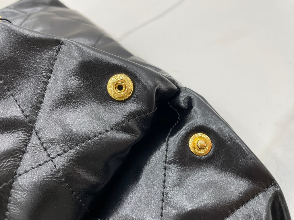 CCラージ 42 ハンドバッグ（ブラックカーフスキン、ゴールド金具）