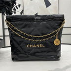 CC ミディアム 37 ハンドバッグ（ブラックカーフスキン、ゴールド金具）