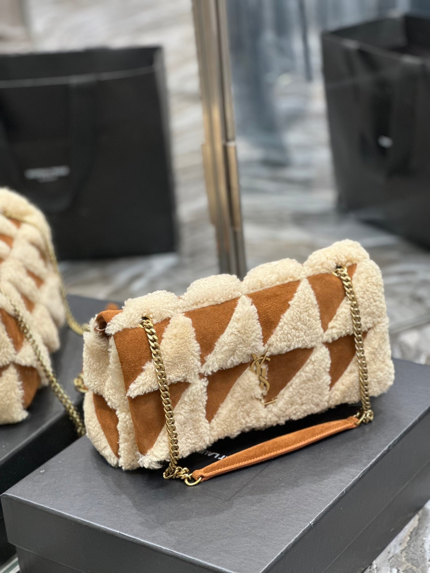 ジェイミーバッグ 25インチ ブラウンスエードミックスベージュシアリングゴールド金具