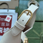 ミディアムショルダーバッグ 39インチ ホワイトカーフスキン ゴールド金具