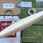 ミディアムショルダーバッグ 39インチ ホワイトカーフスキン ゴールド金具