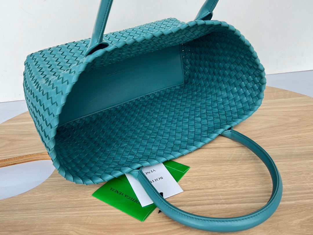 スモール カバット 32 インチ ティールブルー ラムスキン