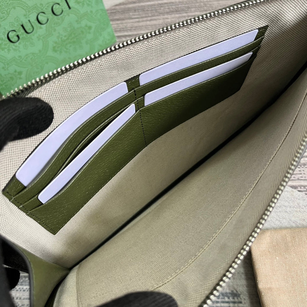 マーモント ポーチ 30 アーミーグリーン ラムスキン