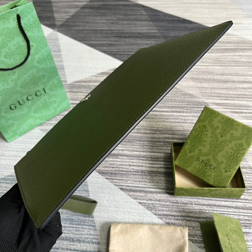 マーモント ポーチ 30 アーミーグリーン ラムスキン