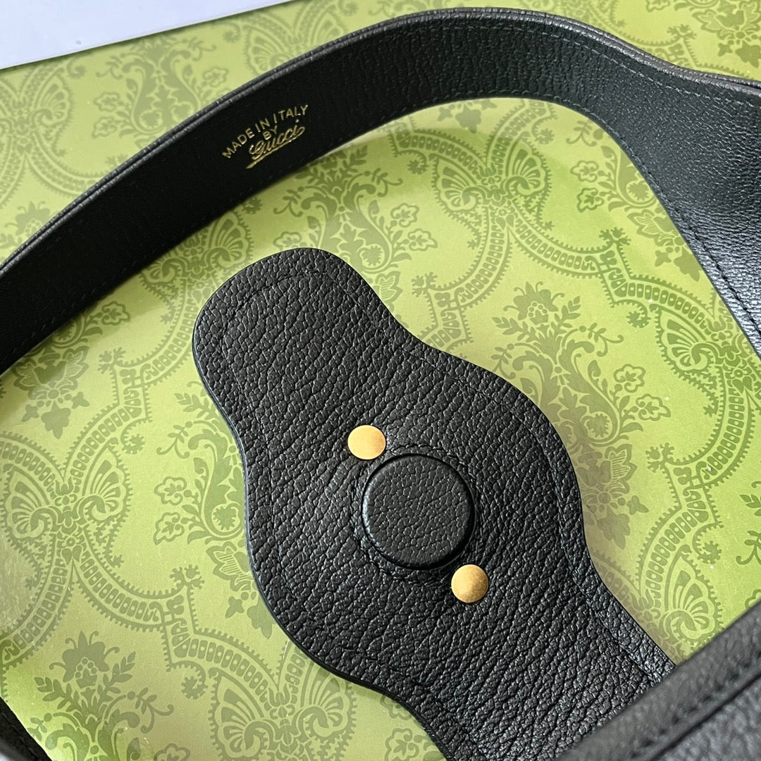 アフロディーテ スモール ショルダーバッグ 27インチ ブラック カーフスキン ゴールド金具