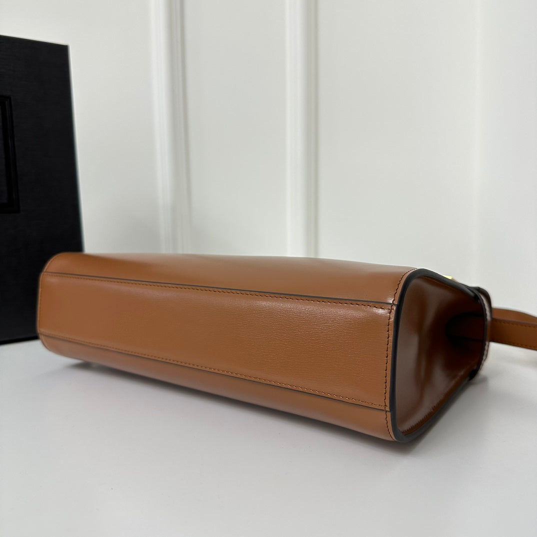 マンハッタン 29 トップハンドル スムースシナモンブラウンカーフスキン