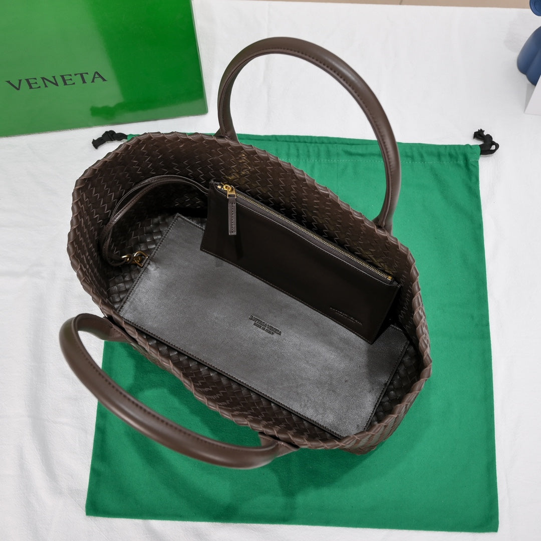 ラージ キャバット 45cm チョコレート ラムスキン Ghw 