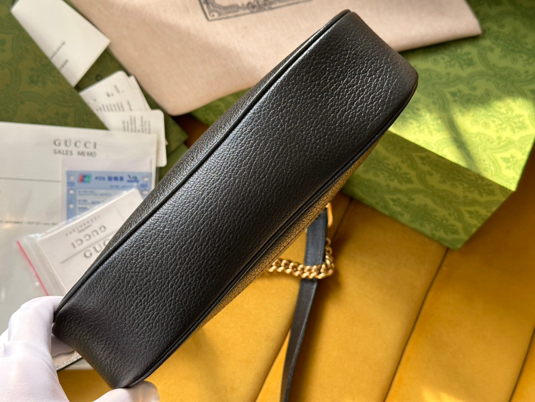 ショルダーバッグ 25インチ ブラック ラムスキン ゴールド金具