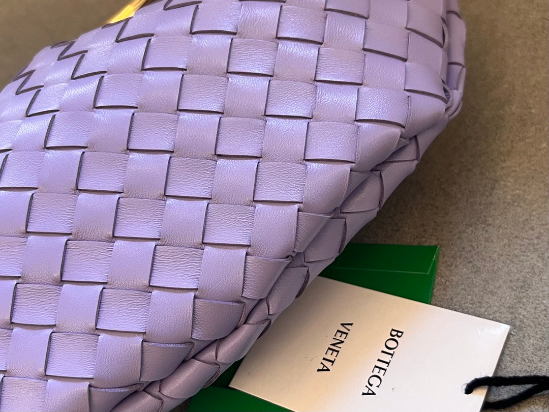 ライトパープルラムスキンのチェーン付きサルディン33