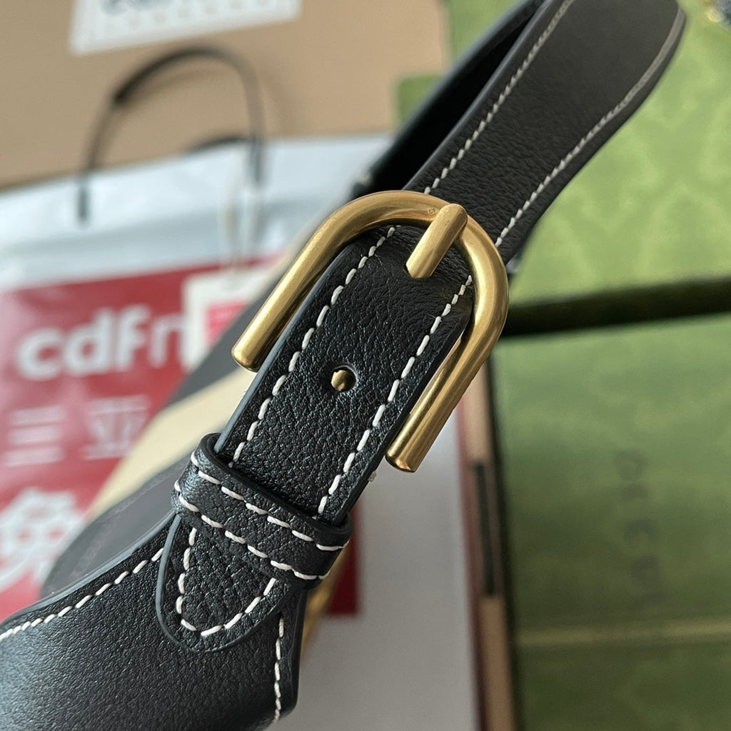 ミディアムショルダーバッグ 39インチ ベージュキャンバスミックス ブラックカーフスキン ゴールド金具