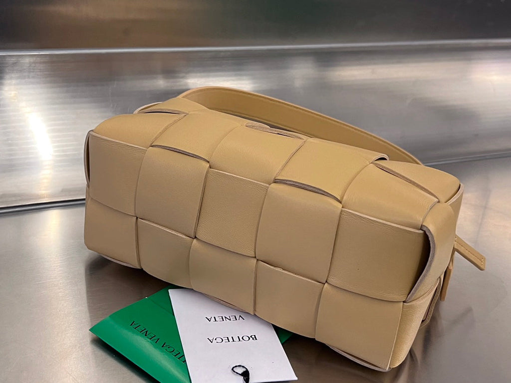 ブリックカセット28 ハーベストゴールドカーフスキン