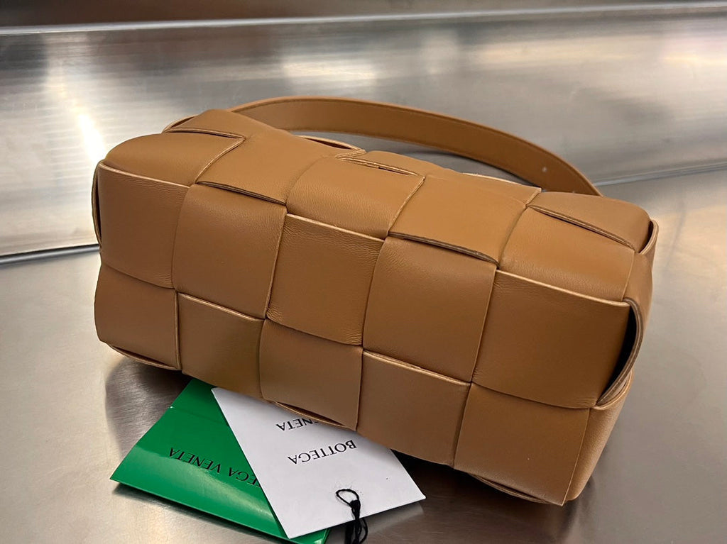 ブリックカセット28 ブロンズブラウンカーフスキン