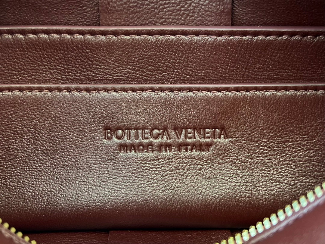 ブリックカセット28 ワインレッドカーフスキン