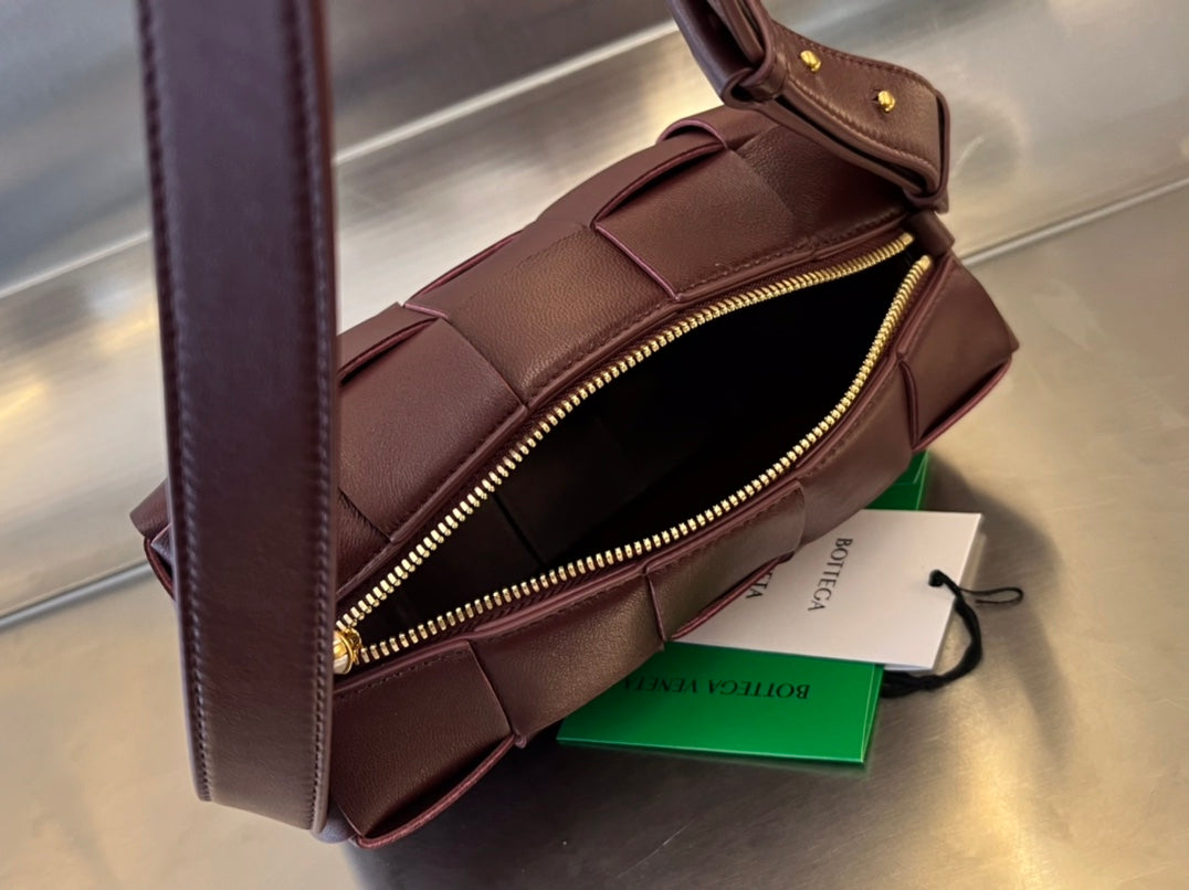 ブリックカセット28 ワインレッドカーフスキン