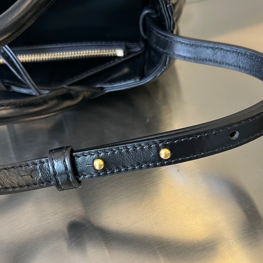 CANDY ARCO TOTE 20 IN BLACK SOFT LAMBSKIN