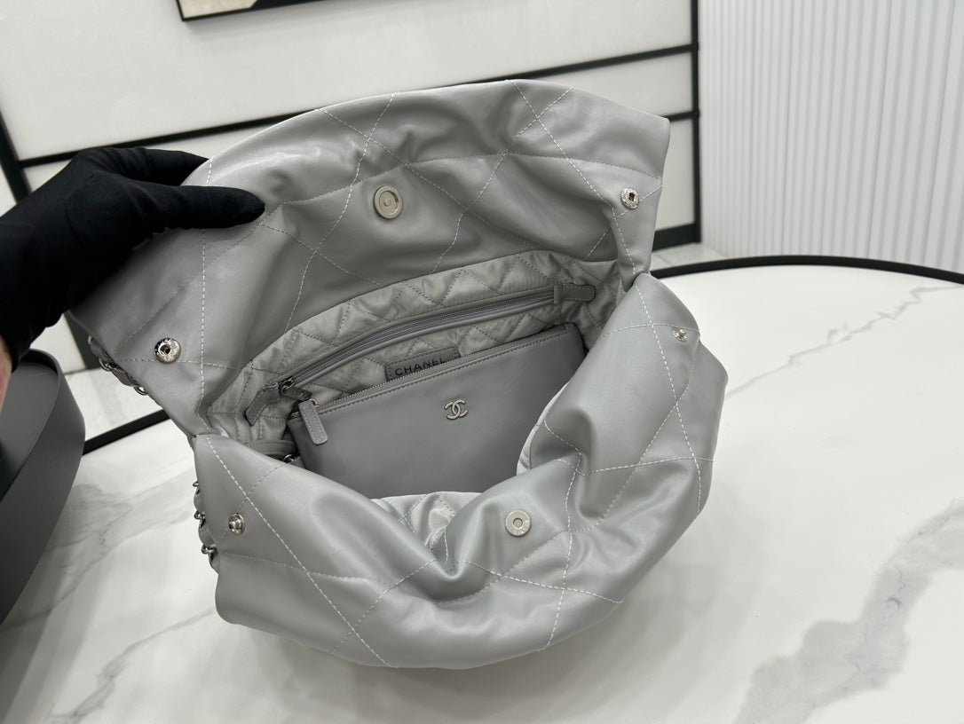 CC ミディアム 37 ハンドバッグ グレーカーフスキン シルバー金具