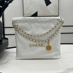 CC ミディアム 37 ハンドバッグ（ホワイトカーフスキン、ゴールド金具）