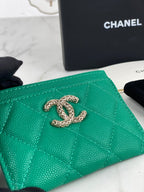 CC CARD HOLDER 19.5 EMERALD GRAINED CALFSKIN GOLD ICON