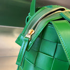 ミディアム 28 カセット ネオングリーン ラムスキン