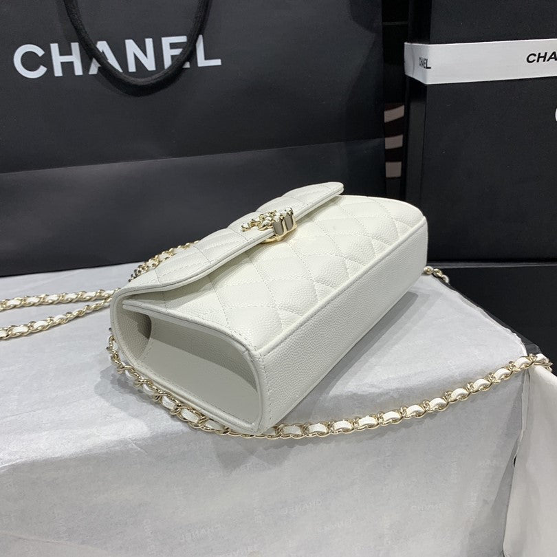 23P フラップバッグ 19cm ホワイトキャビア ゴールド金具