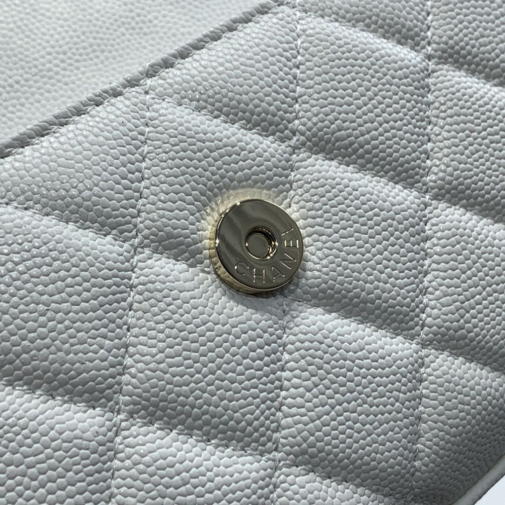 23P フラップバッグ 19cm ホワイトキャビア ゴールド金具