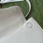 EQUESTRIAN STYLE SHOULDER BAG 21 IN WHITE CALFSKIN GOLD HARDWARE