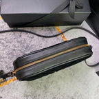 ルー カメラバッグ 23 ブラック スエード＆カーフスキントリム