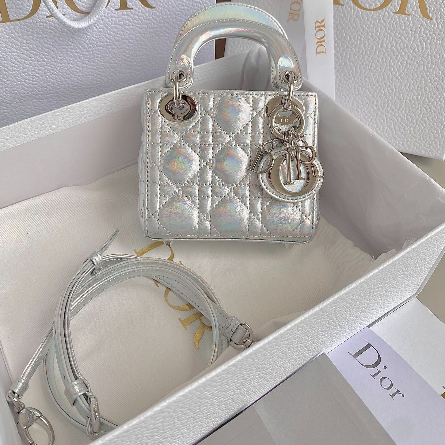 マイクロ レディ 12 バッグ シルバー ラムスキン