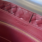 MEDIUM ANDIAMO 32 IN BURGUNDY LAMBSKIN