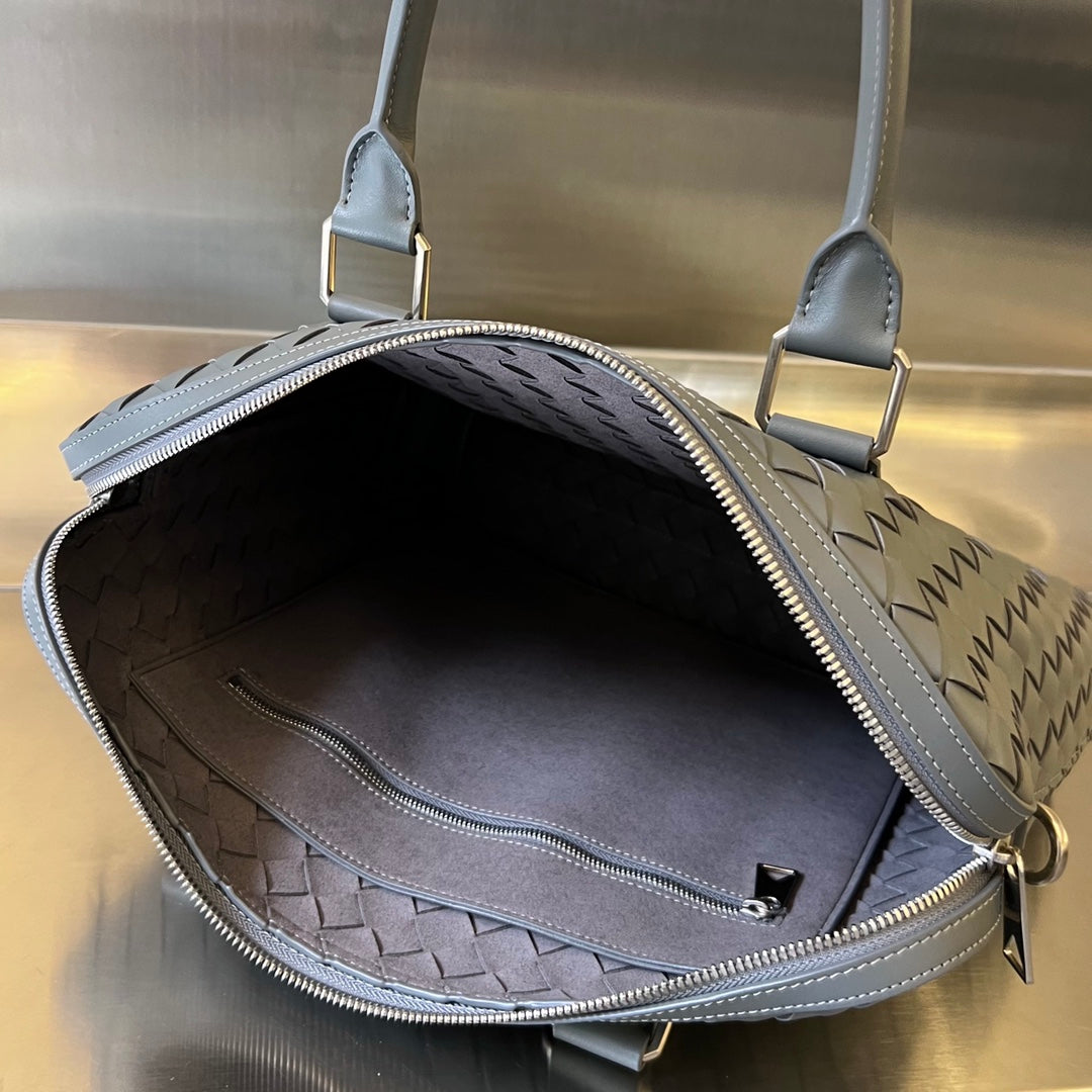 スリム イントレチャート ブリーフケース 36 グレー カーフスキン