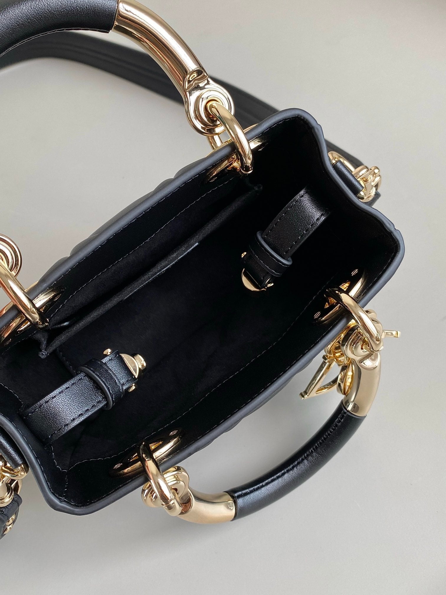 ミニ レディ 19 バッグ（ブラック ラムスキン）