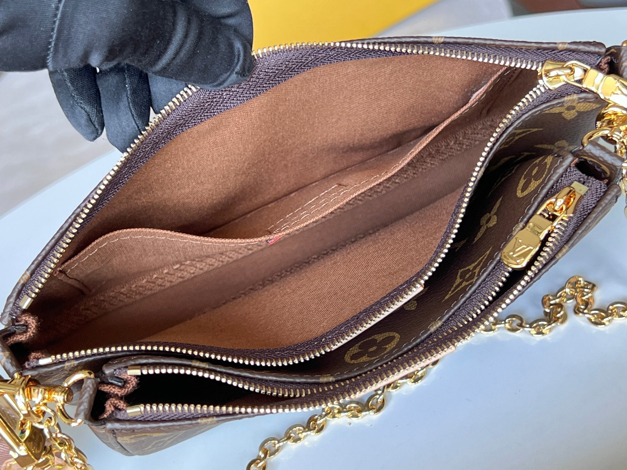 LV 25S MULTI POCHETTE ACCESSOIRES 25 IN BROWN MONOGRAM COATED CANVAS PINK STRAP