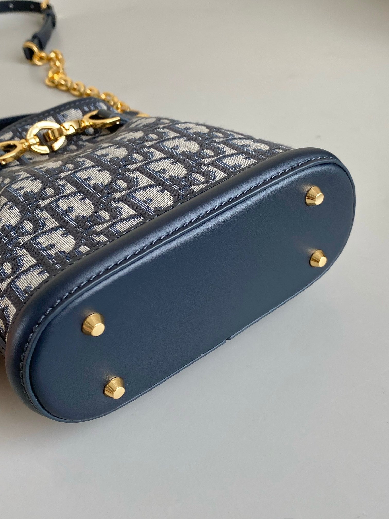 スモール セ 18 イン ブルー CD エンボス加工 斜めジャカード