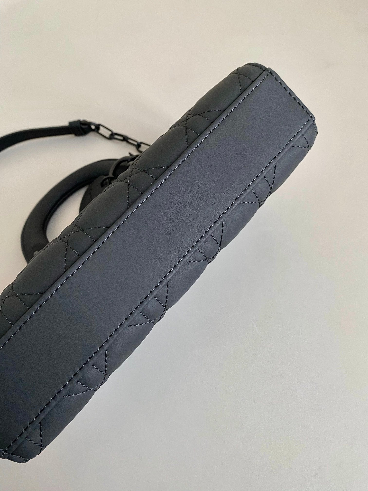 D-JOYバッグ 22 ブラックラムスキン