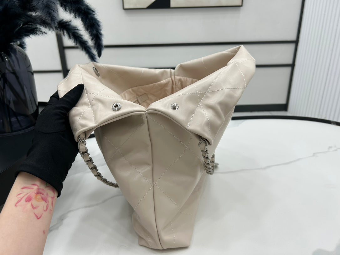 CC ラージ 42 ハンドバッグ ベージュクリーム カーフスキン シルバー金具