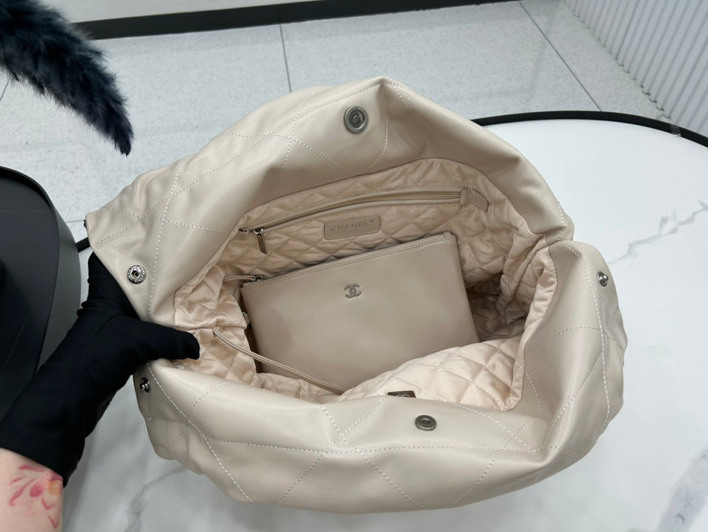 CC ラージ 42 ハンドバッグ ベージュクリーム カーフスキン シルバー金具