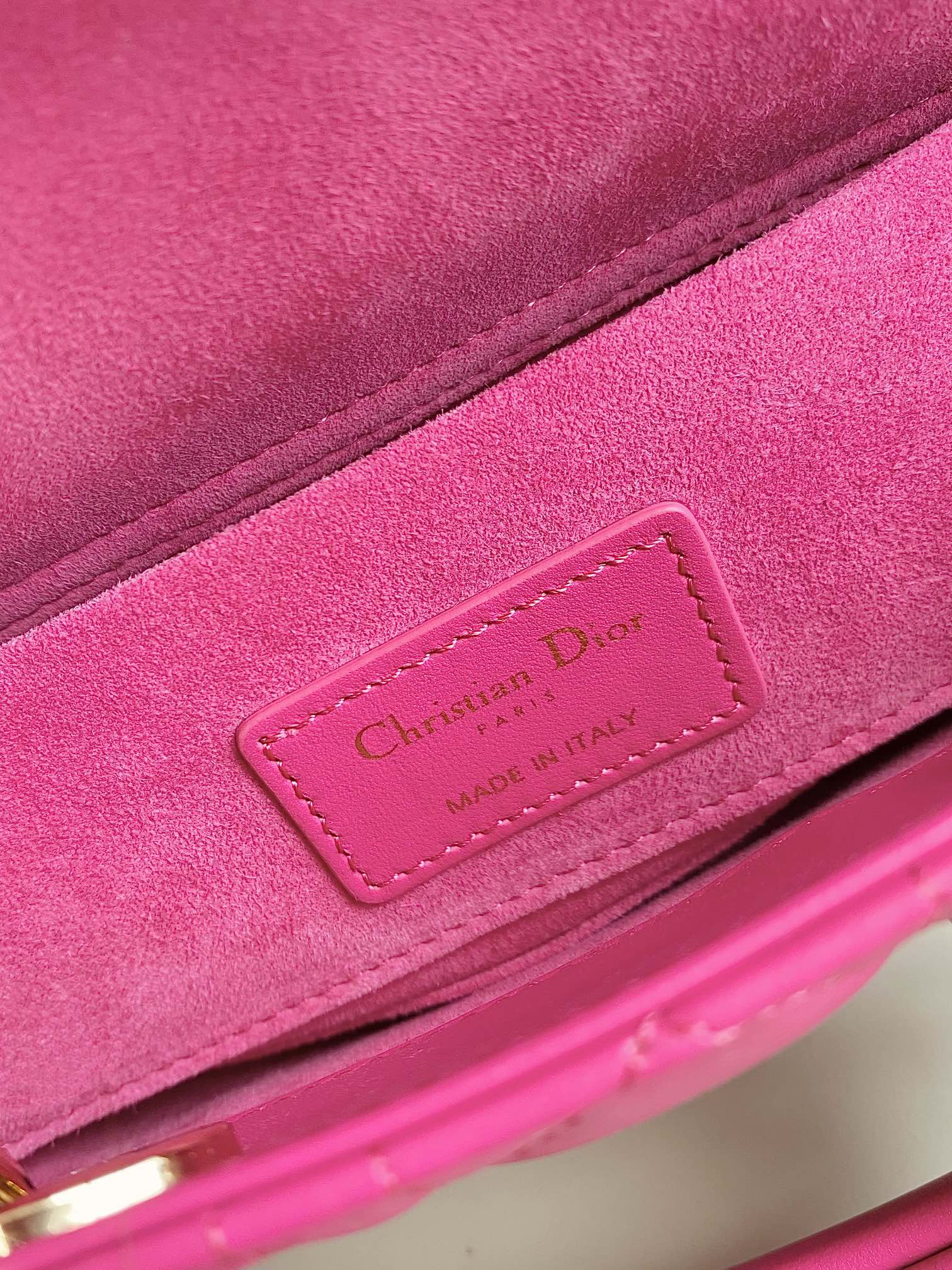 D-JOY BAG 22 IN HOT PINK LAMBSKIN
