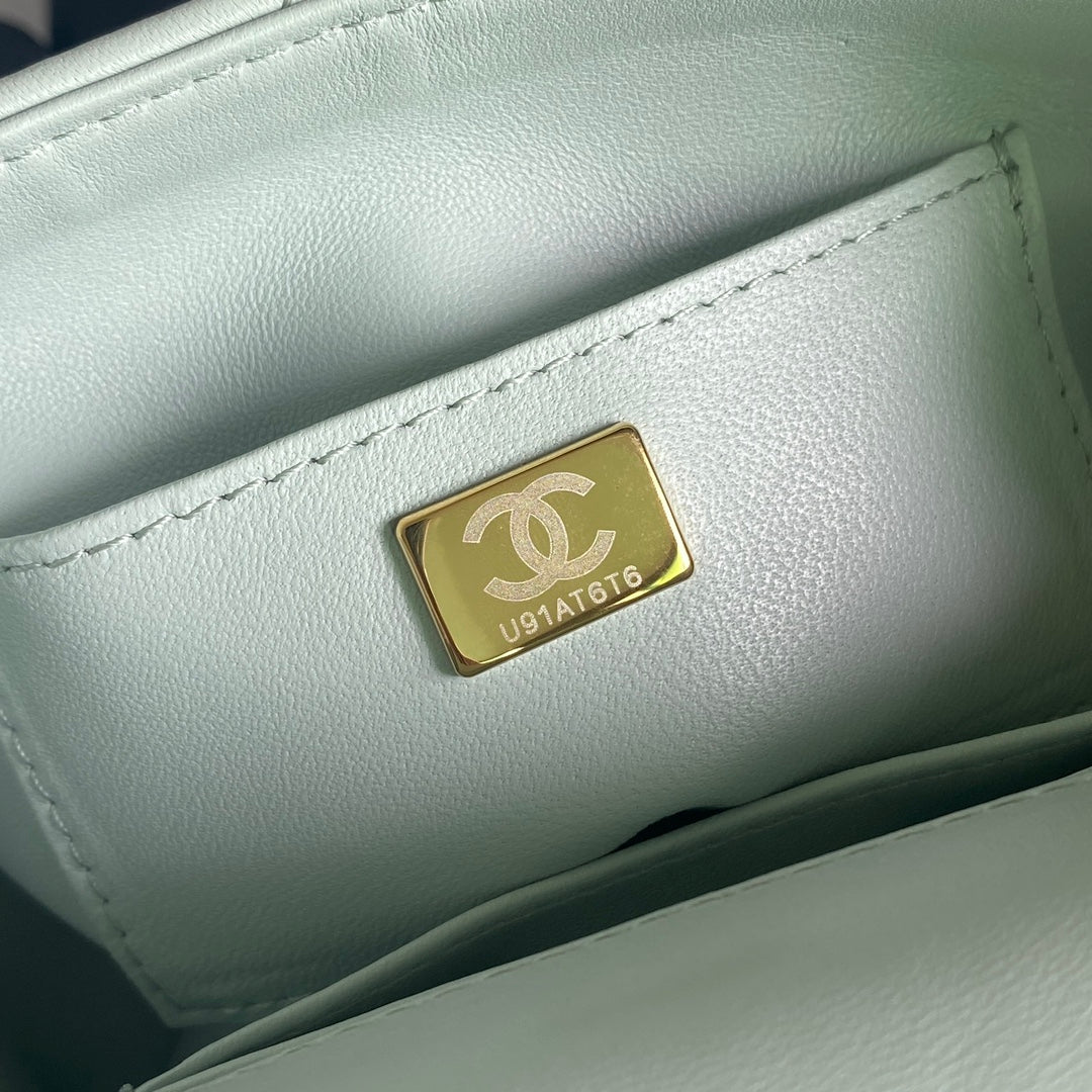 CCミニ15バッグ（スカイブルーカーフスキン、ゴールド金具）